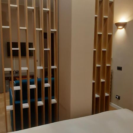 Catenica Milano Exterior foto